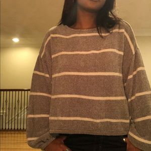 American Eagle cropped long sleeve